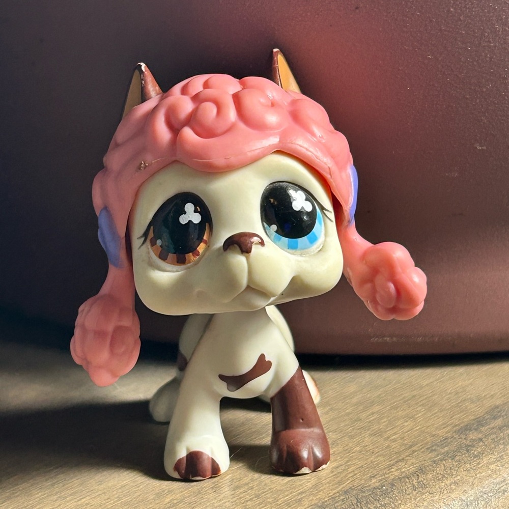 Littlest Pet Shop #577 Great Dane with Wig Included